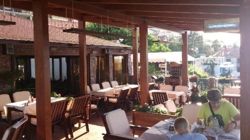 Hotel Anderba Красичи Экстерьер фото